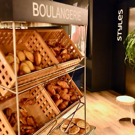 Ibis Styles Nazaire Centre Gare 酒店 3*