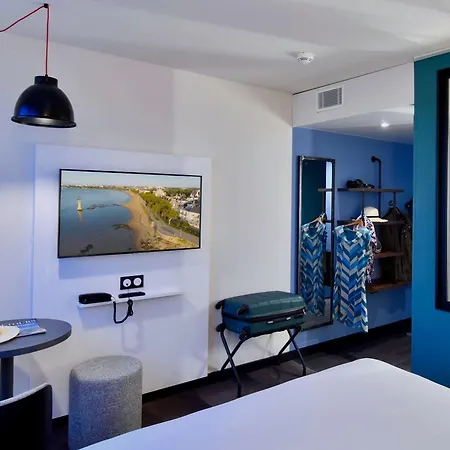 Ibis Styles Nazaire Centre Gare 酒店 3*