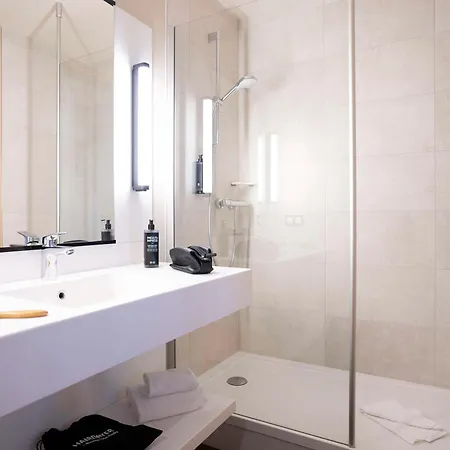 酒店 Ibis Styles Nazaire Centre Gare 3*
