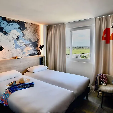 Ibis Styles Nazaire Centre Gare 酒店 3*