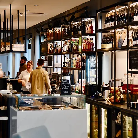 Отель Ibis Styles Nazaire Centre Gare 3*