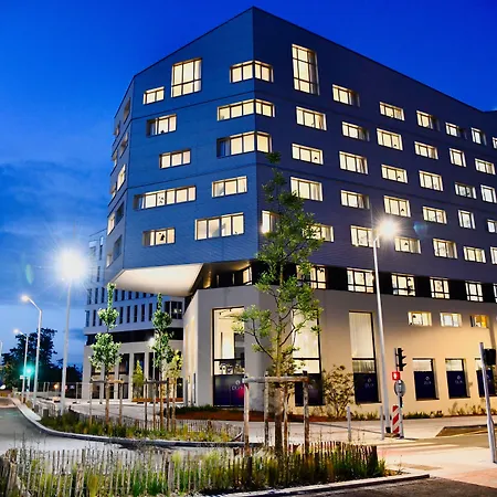 Ibis Styles Nazaire Centre Gare Отель Сен-Назер